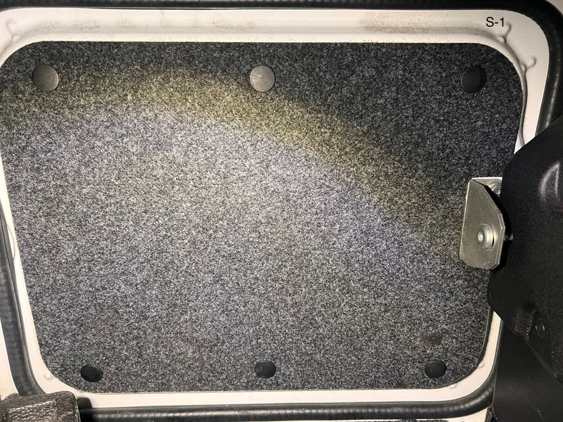 Iveco Right side - Cabine e interior: foto 2 Iveco Right side - Cabine e interior: foto 2