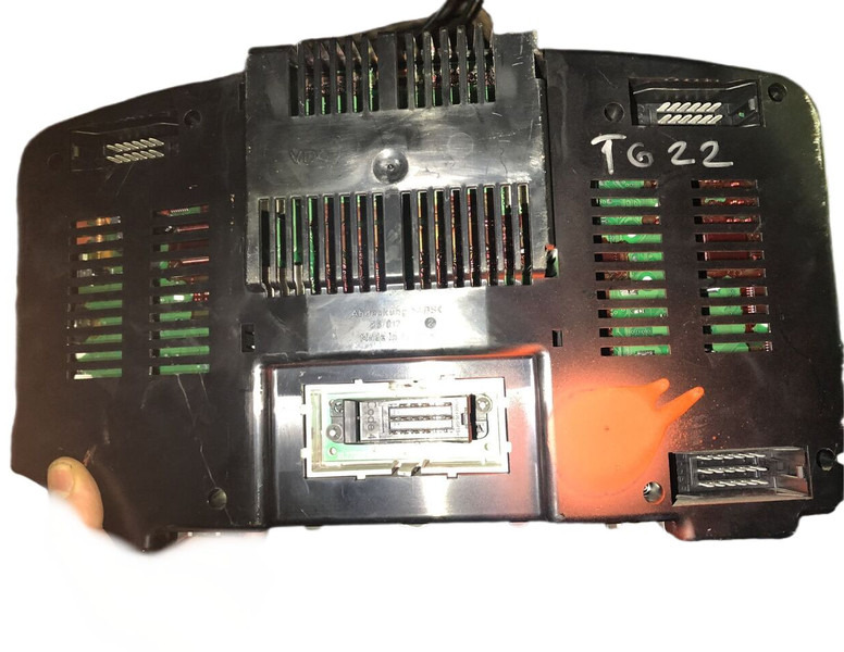 MAN TGA - Painel de instrumentos: foto 2 MAN TGA - Painel de instrumentos: foto 2