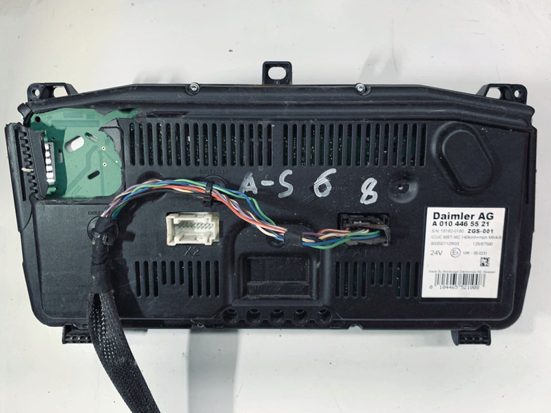 Mercedes-Benz ACTROS - Painel de instrumentos: foto 2 Mercedes-Benz ACTROS - Painel de instrumentos: foto 2