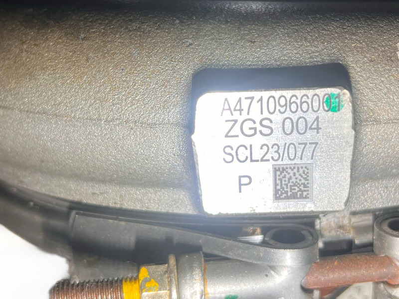 Mercedes-Benz MP5 - Turbocompressor: foto 3 Mercedes-Benz MP5 - Turbocompressor: foto 3