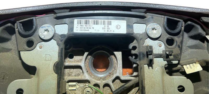 Mercedes-Benz euro 6 - Volante de direção: foto 3 Mercedes-Benz euro 6 - Volante de direção: foto 3