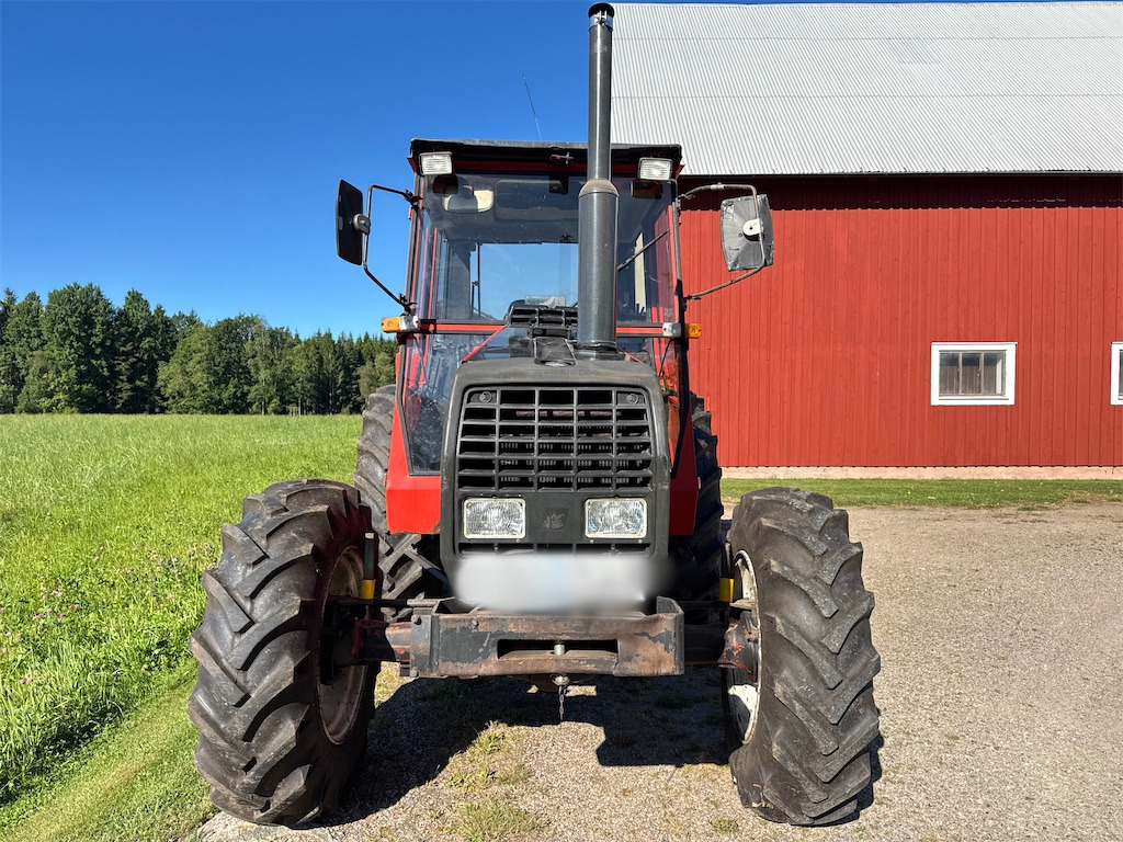 BM VOLVO-VALMET 505-4 - Trator: foto 2 BM VOLVO-VALMET 505-4 - Trator: foto 2