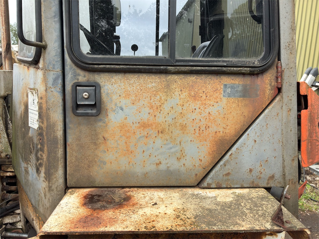 Pá carregadora de rodas Bobcat 2400: foto 12