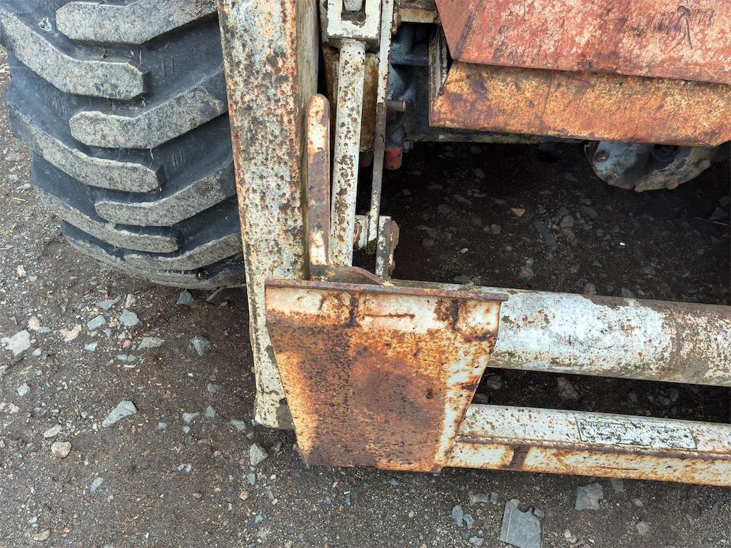 Pá carregadora de rodas Bobcat 2400: foto 23