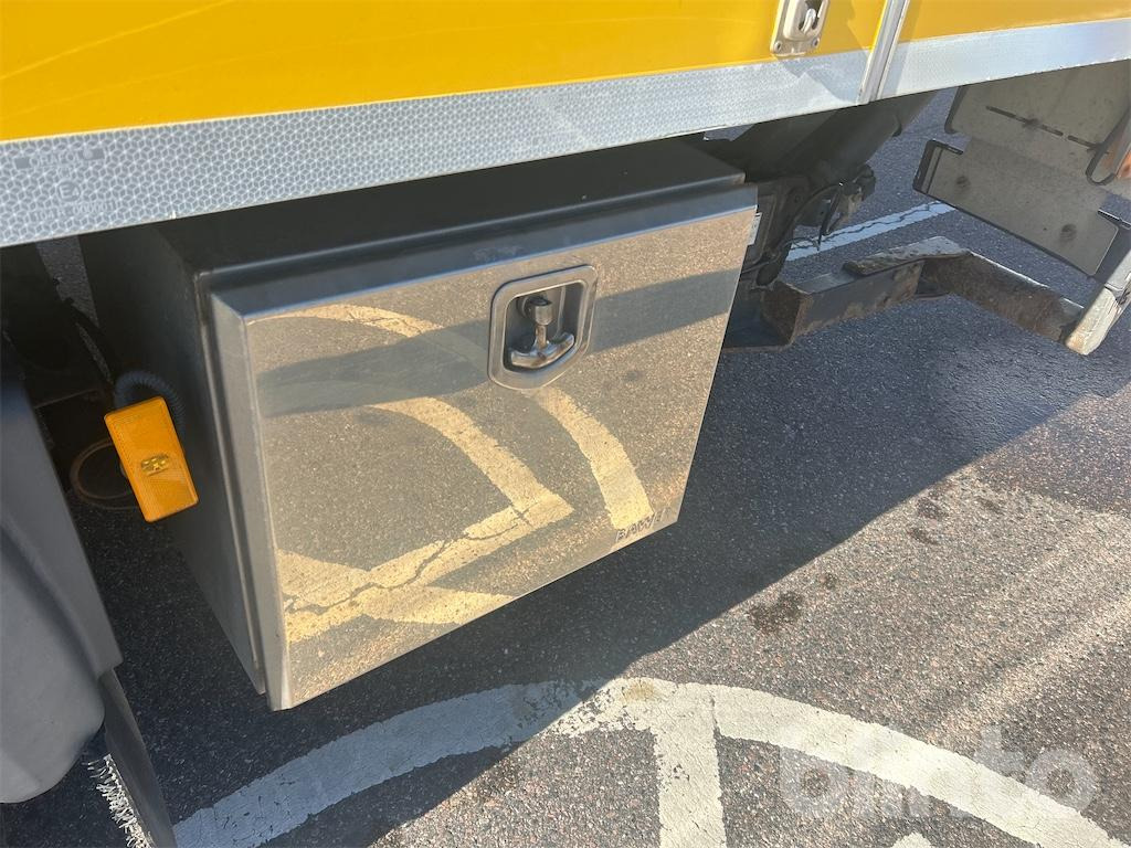 Camião MERCEDES-BENZ Atego - Öppningsbar sida: foto 50