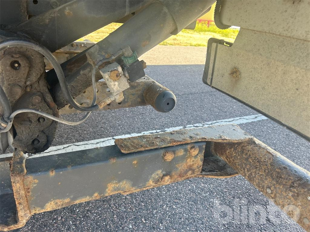 Camião MERCEDES-BENZ Atego - Öppningsbar sida: foto 44