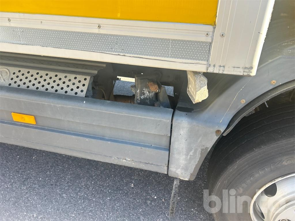 Camião MERCEDES-BENZ Atego - Öppningsbar sida: foto 26