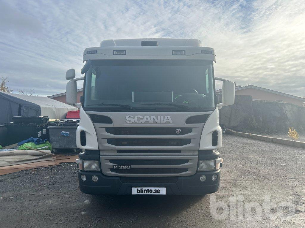 SCANIA P320LB6X2*4MNB - Camião: foto 2 SCANIA P320LB6X2*4MNB - Camião: foto 2