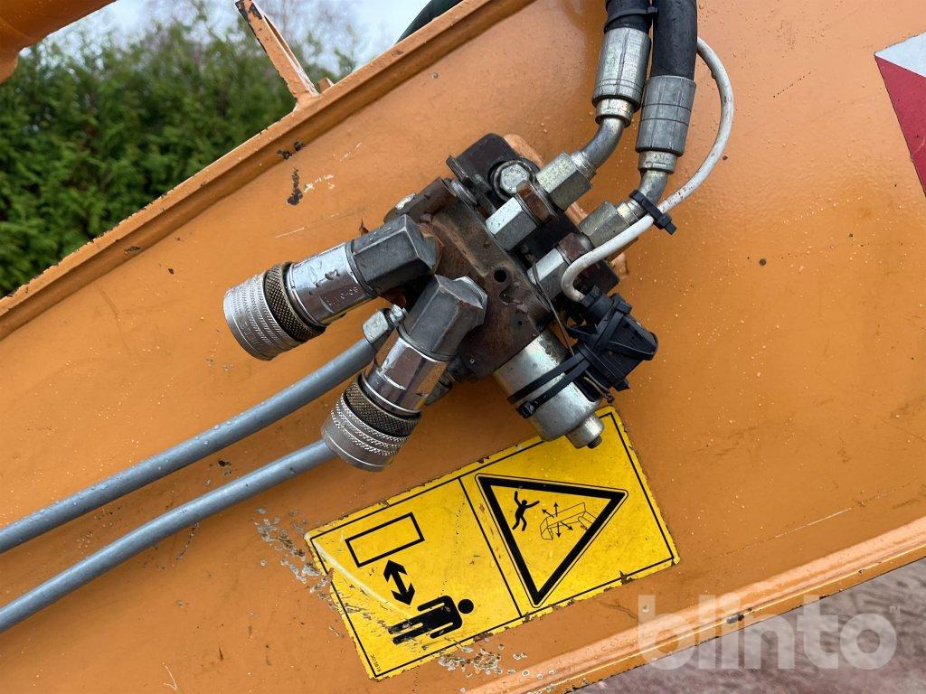 Escavadeira de rodas Case WX165: foto 31