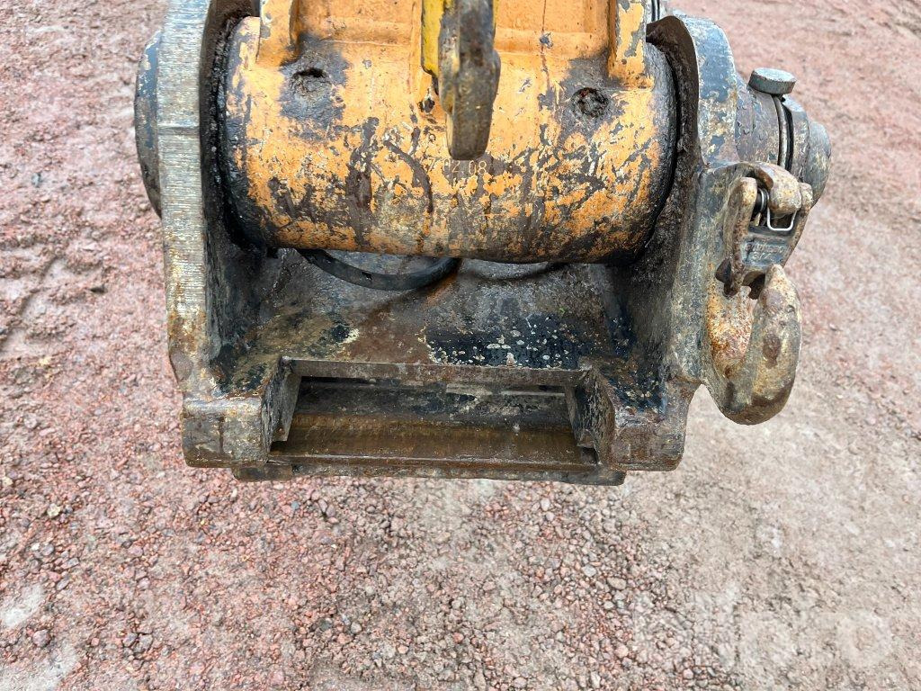 Escavadeira de rodas Case WX165: foto 41