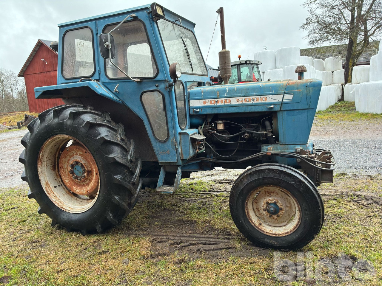 FORD 5000 - Trator: foto 2 FORD 5000 - Trator: foto 2