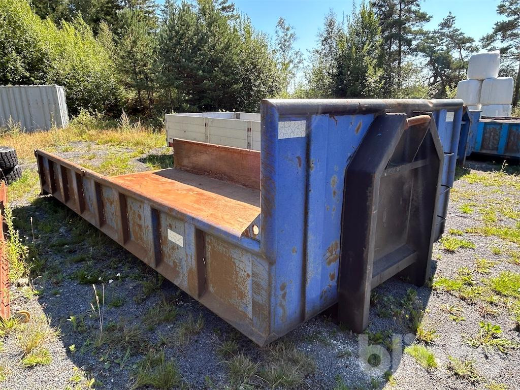 Hardox 8mm - Contentor ampliroll: foto 1 Hardox 8mm - Contentor ampliroll: foto 1