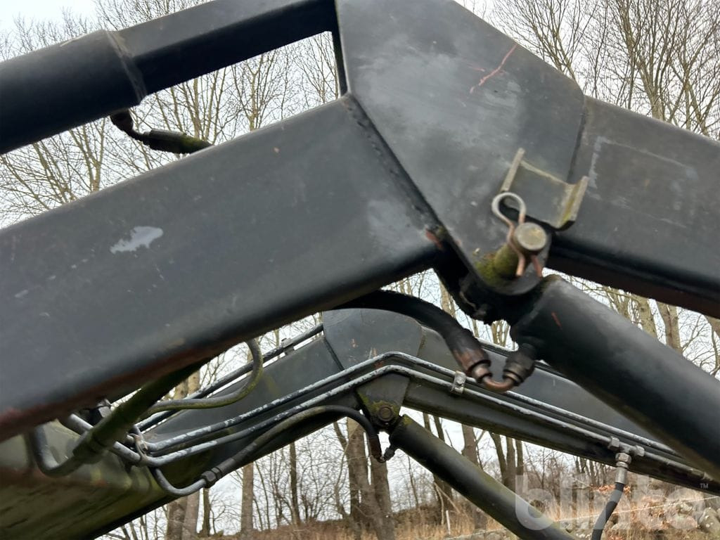 Trator INTERNATIONAL 685 XL: foto 18