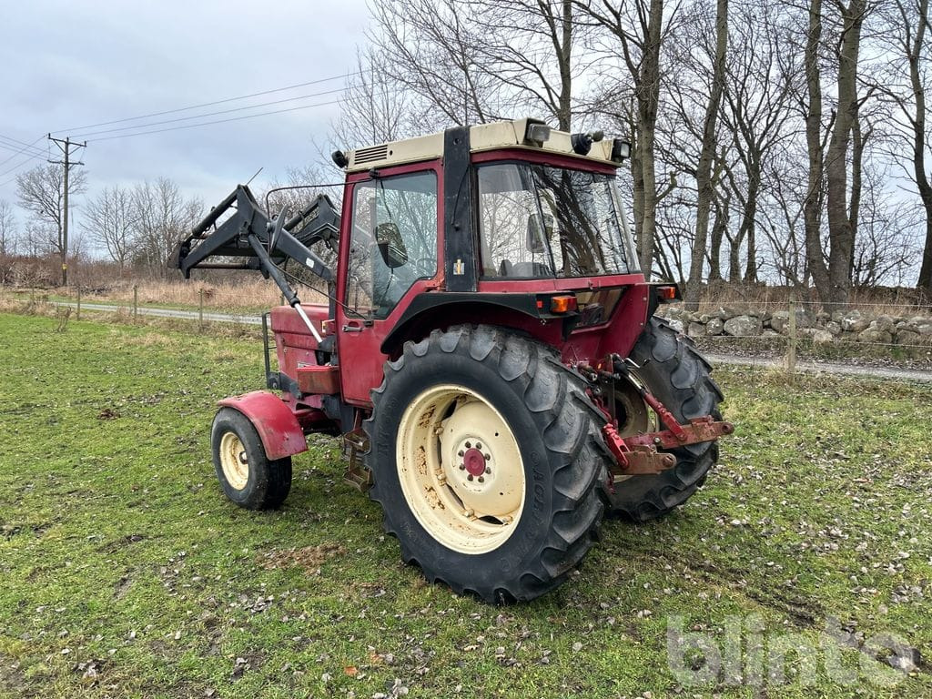 Trator INTERNATIONAL 685 XL: foto 7