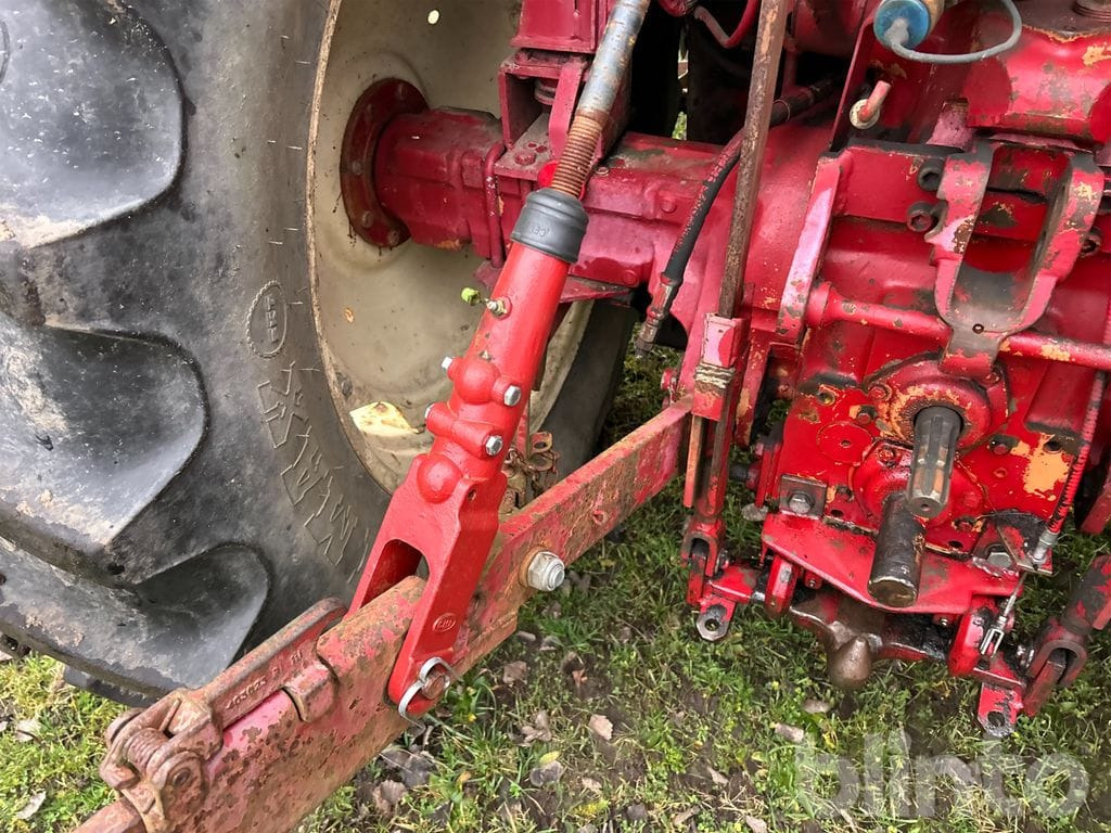 Trator INTERNATIONAL 685 XL: foto 42