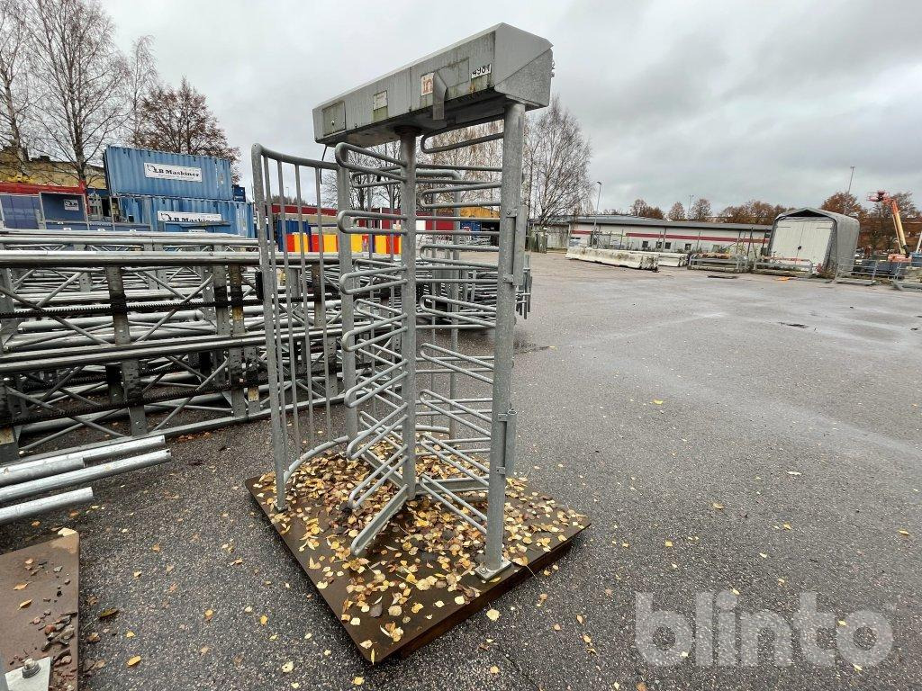 Infobric - Ferramenta/ Equipamento: foto 2 Infobric - Ferramenta/ Equipamento: foto 2