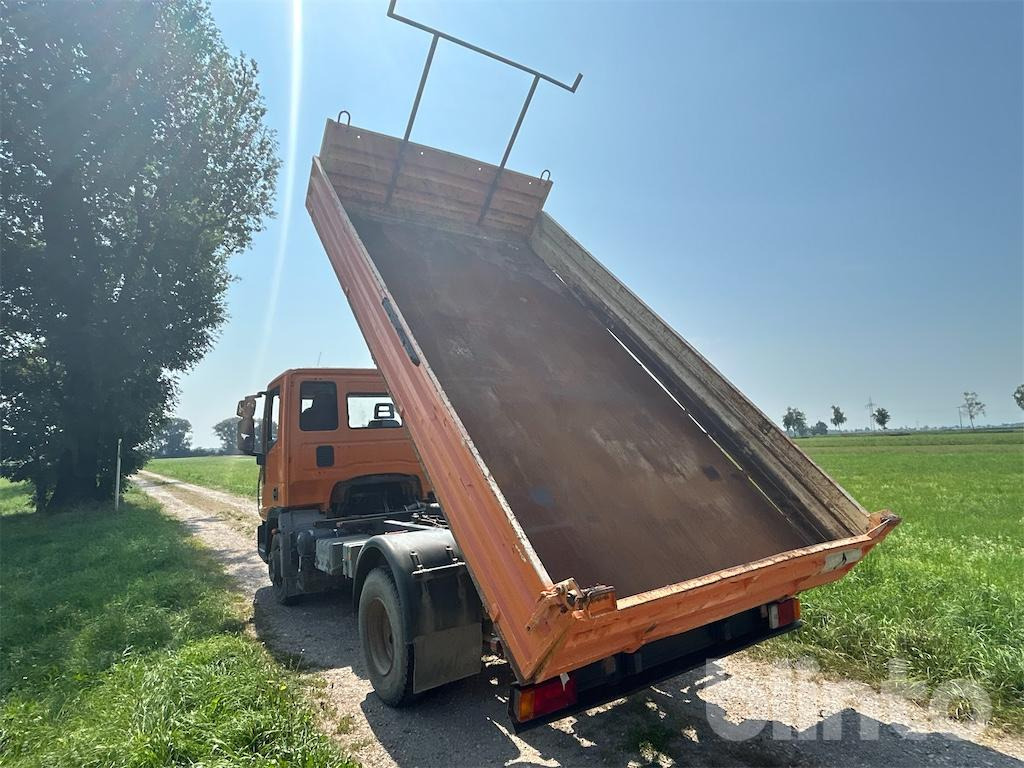 Camião basculante Iveco M812 (2010): foto 7