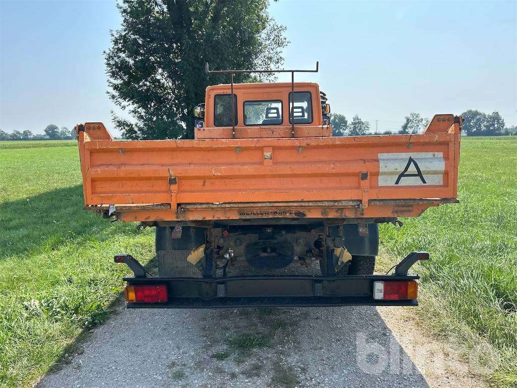 Camião basculante Iveco M812 (2010): foto 39
