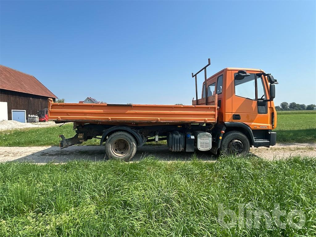 Camião basculante Iveco M812 (2010): foto 44
