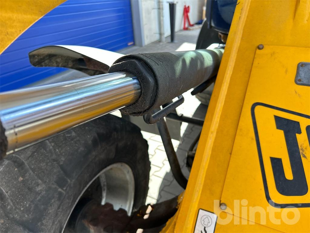 Pá carregadora de rodas JCB 409 (2010): foto 32 Pá carregadora de rodas JCB 409 (2010): foto 32