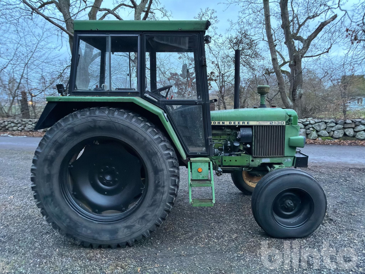 JOHN DEERE 2130 - Trator: foto 4 JOHN DEERE 2130 - Trator: foto 4