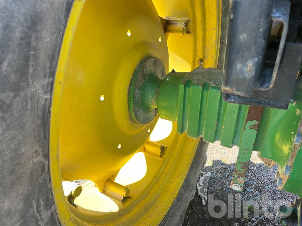 Trator JOHN DEERE 3640 MFWD: foto 35