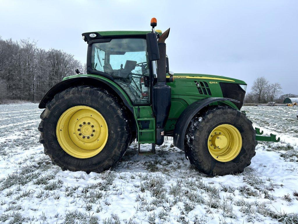 JOHN DEERE 6215R - Trator: foto 4 JOHN DEERE 6215R - Trator: foto 4