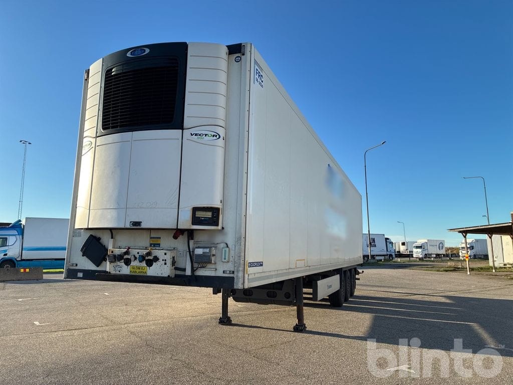 KRONE - Semi-reboque frigorífico: foto 1 KRONE - Semi-reboque frigorífico: foto 1