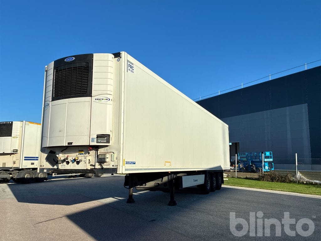 KRONE - Semi-reboque frigorífico: foto 1 KRONE - Semi-reboque frigorífico: foto 1