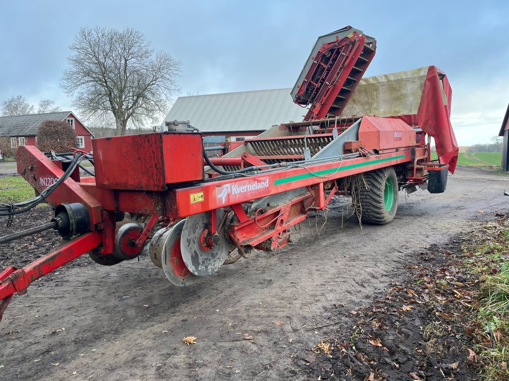 Kverneland UN2200 - Colheitadeira de batatas: foto 1 Kverneland UN2200 - Colheitadeira de batatas: foto 1