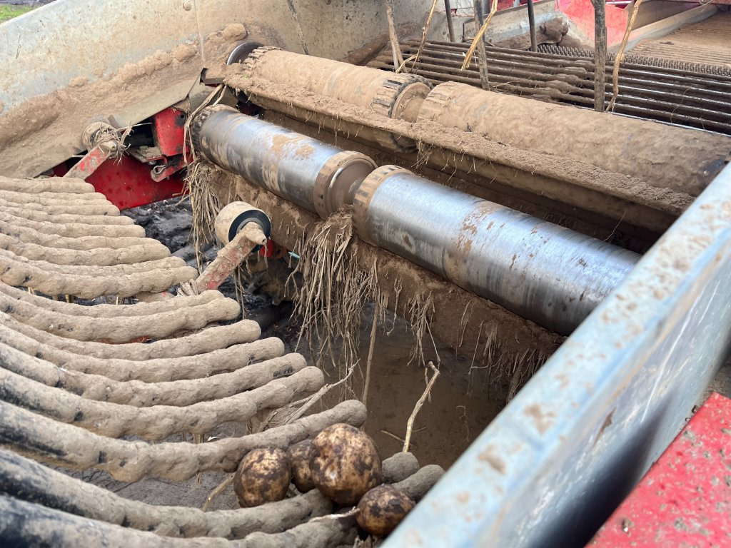 Colheitadeira de batatas Kverneland UN2200: foto 49