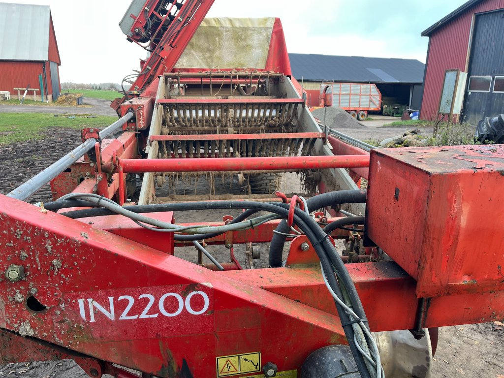 Colheitadeira de batatas Kverneland UN2200: foto 7