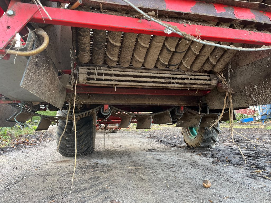 Colheitadeira de batatas Kverneland UN2200: foto 40