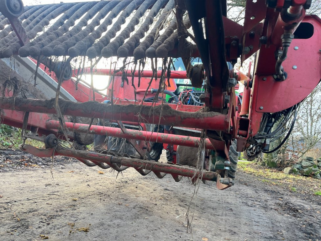 Colheitadeira de batatas Kverneland UN2200: foto 27