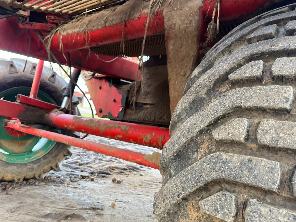 Colheitadeira de batatas Kverneland UN2200: foto 47