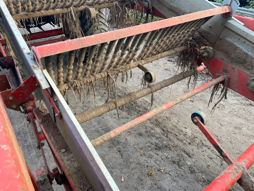 Colheitadeira de batatas Kverneland UN2200: foto 15