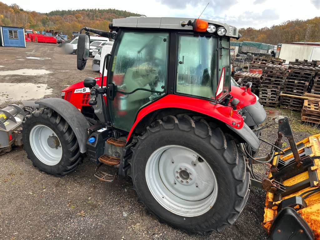 MASSEY FERGUSON 5710 S DYNA 4 - Trator: foto 5 MASSEY FERGUSON 5710 S DYNA 4 - Trator: foto 5