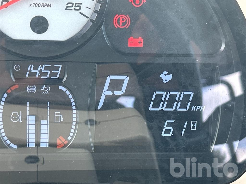 Massey Ferguson 8740 S Dyna-VT (2023) - Trator: foto 5 Massey Ferguson 8740 S Dyna-VT (2023) - Trator: foto 5