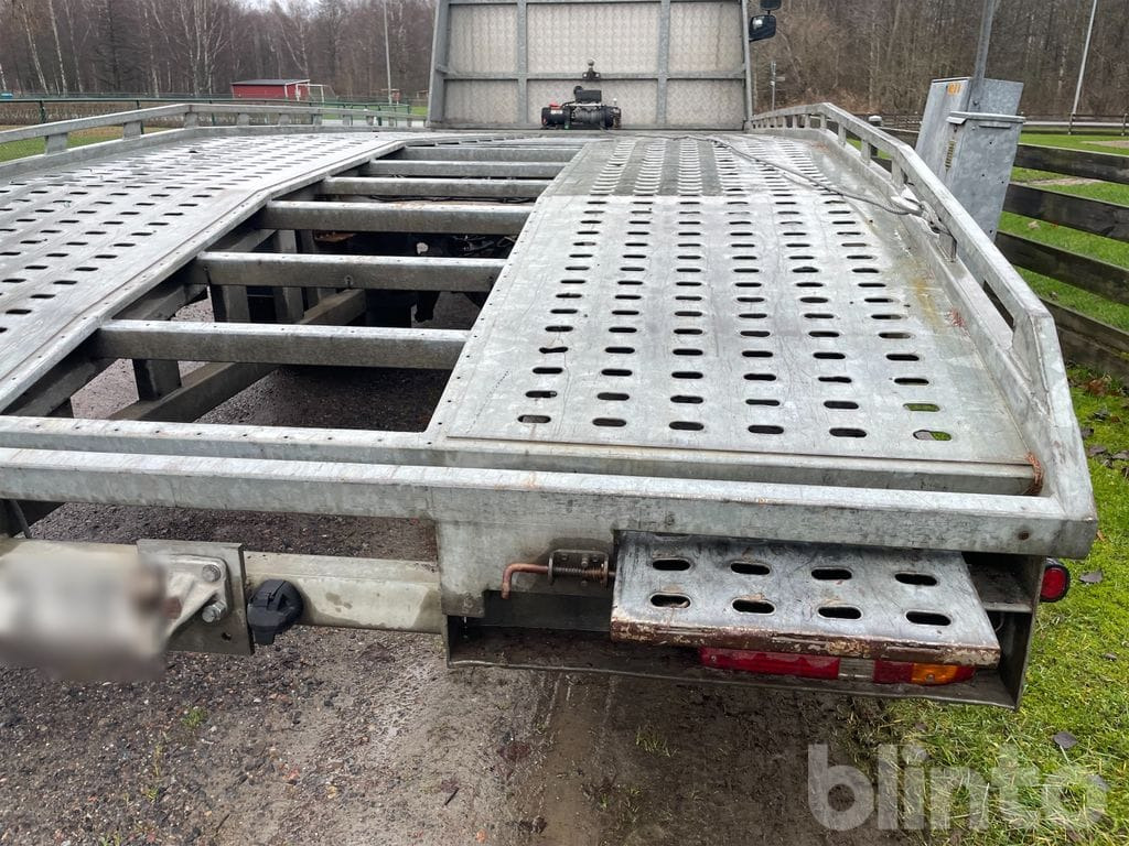 Mercedes 814 - Camião transporte de veículos: foto 5 Mercedes 814 - Camião transporte de veículos: foto 5