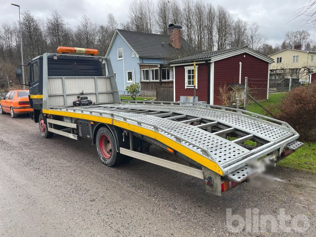 Mercedes 814 - Camião transporte de veículos: foto 2 Mercedes 814 - Camião transporte de veículos: foto 2