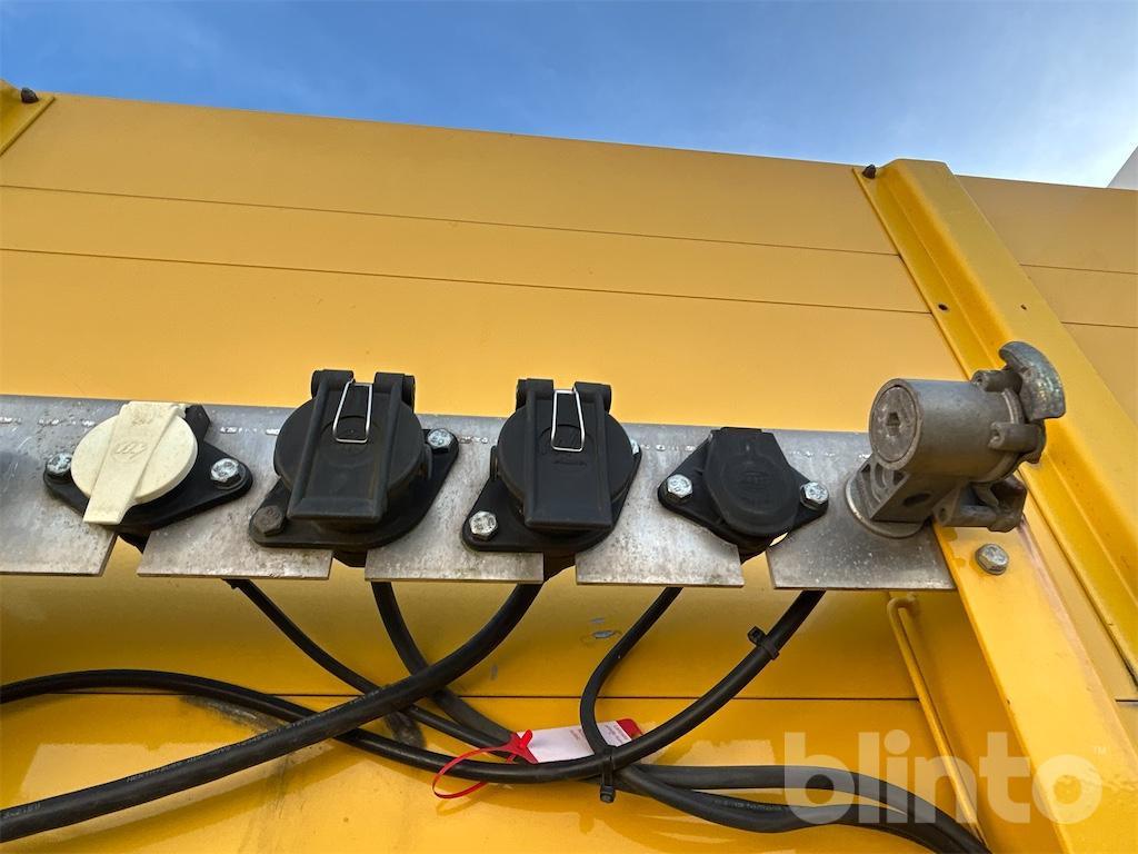 Semi-reboque plataforma/ Caixa aberta Meusburger Typ MPG-3 (2008): foto 12 Semi-reboque plataforma/ Caixa aberta Meusburger Typ MPG-3 (2008): foto 12