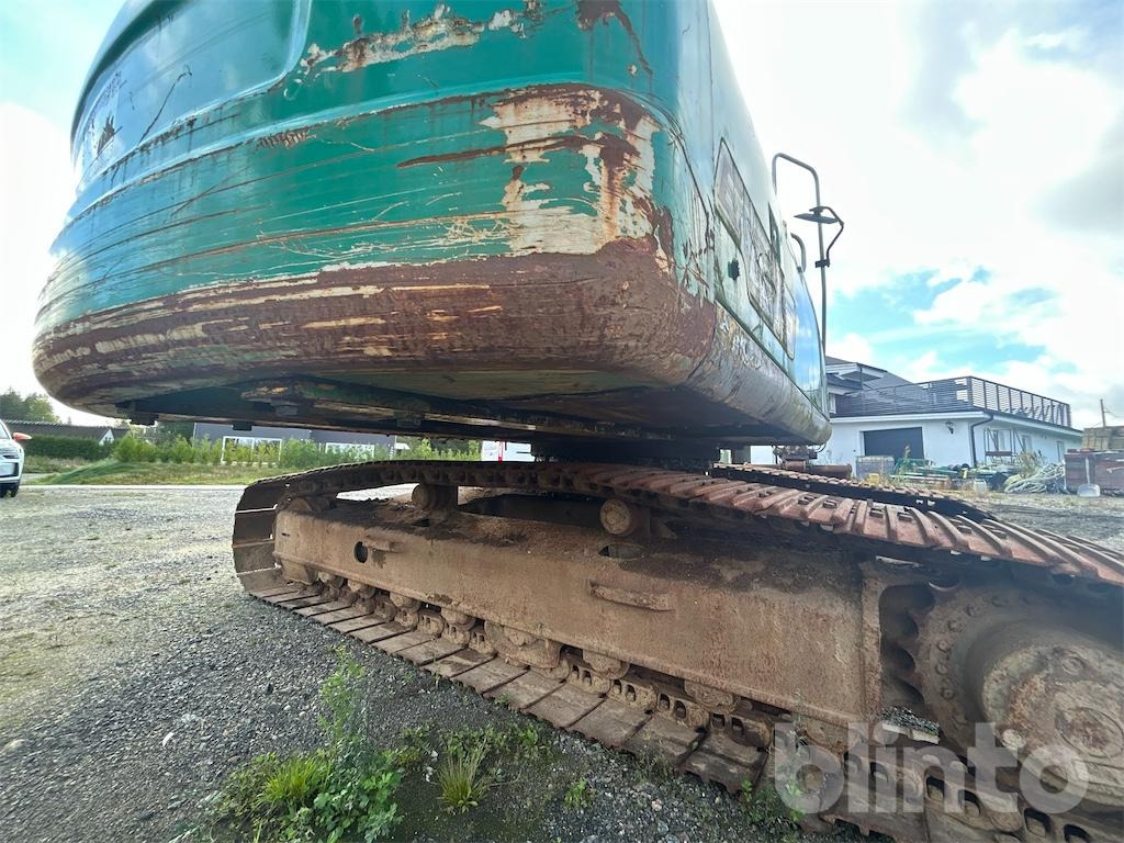 Escavadora de rastos New Holland E215: foto 49