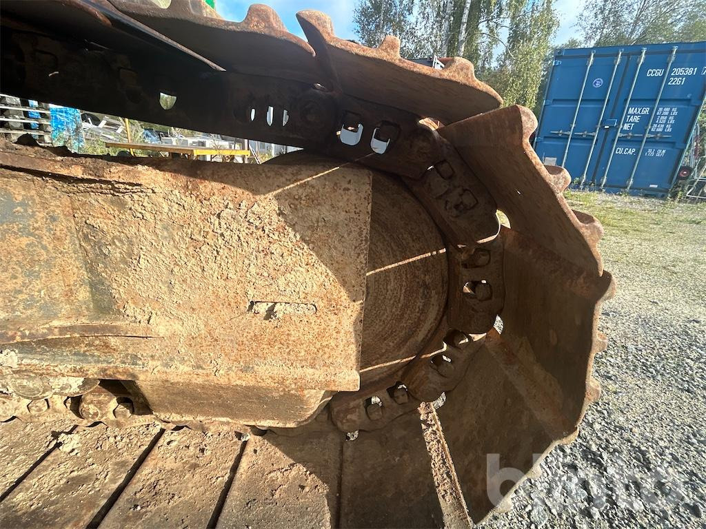 Escavadora de rastos New Holland E215: foto 14