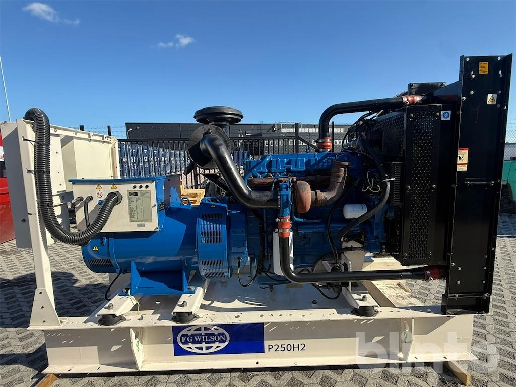 Perkins FG Wilson P250H2 250 kVA - Gerador elétrico: foto 1 Perkins FG Wilson P250H2 250 kVA - Gerador elétrico: foto 1