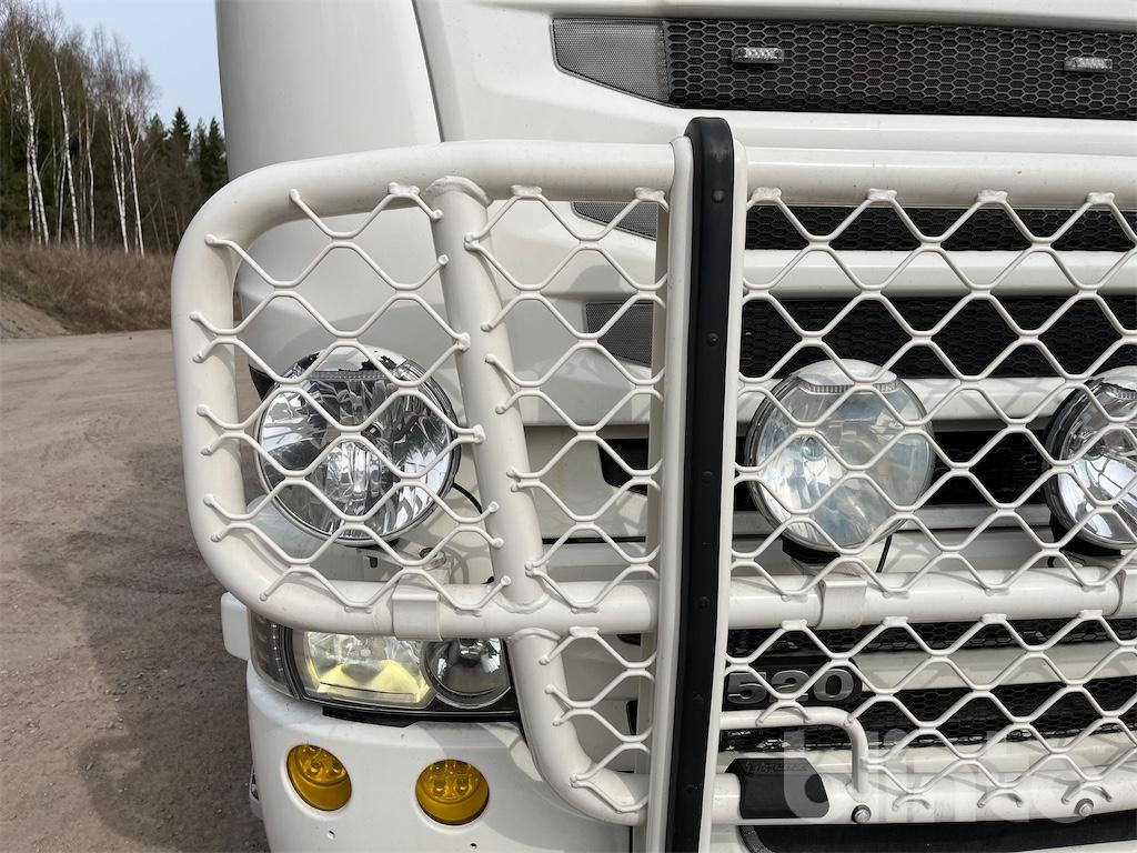 Camião polibenne SCANIA 520: foto 42