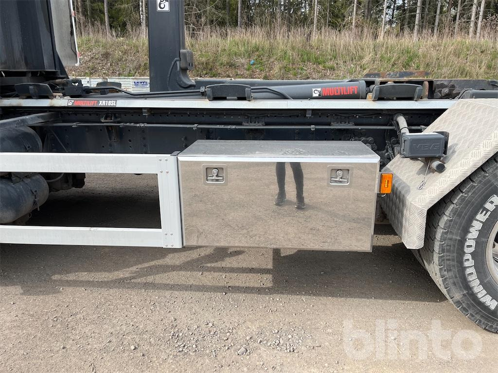 Camião polibenne SCANIA 520: foto 28