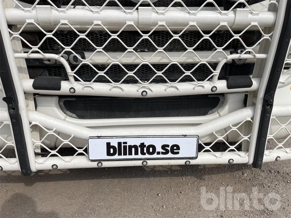 Camião polibenne SCANIA 520: foto 41