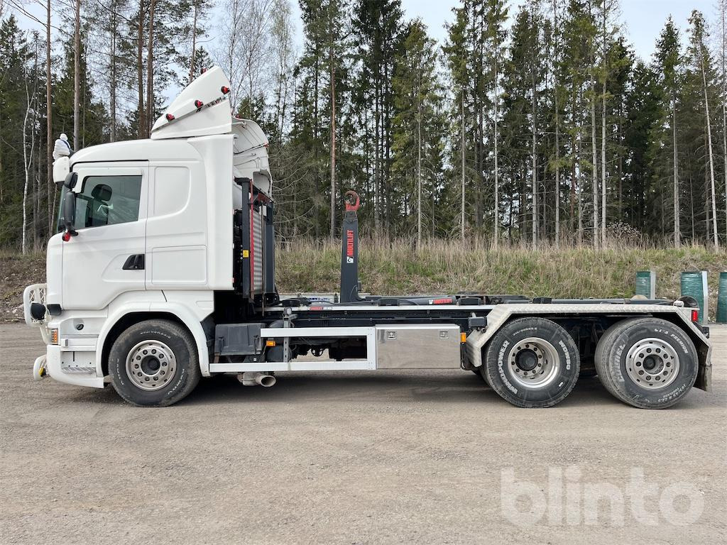 Camião polibenne SCANIA 520: foto 8