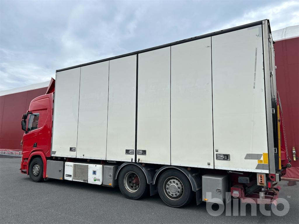 SCANIA R520B6X2*4NB - Camião frigorífico: foto 4 SCANIA R520B6X2*4NB - Camião frigorífico: foto 4