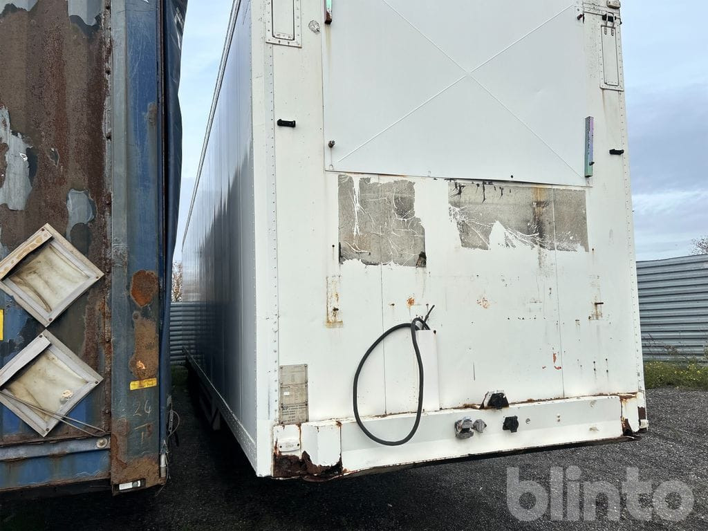 SCHMITZ SKO 24 - Reboque isotérmico: foto 3 SCHMITZ SKO 24 - Reboque isotérmico: foto 3